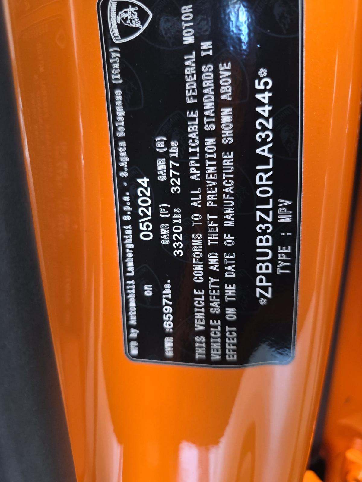 2024 Lamborghini Urus S AWD