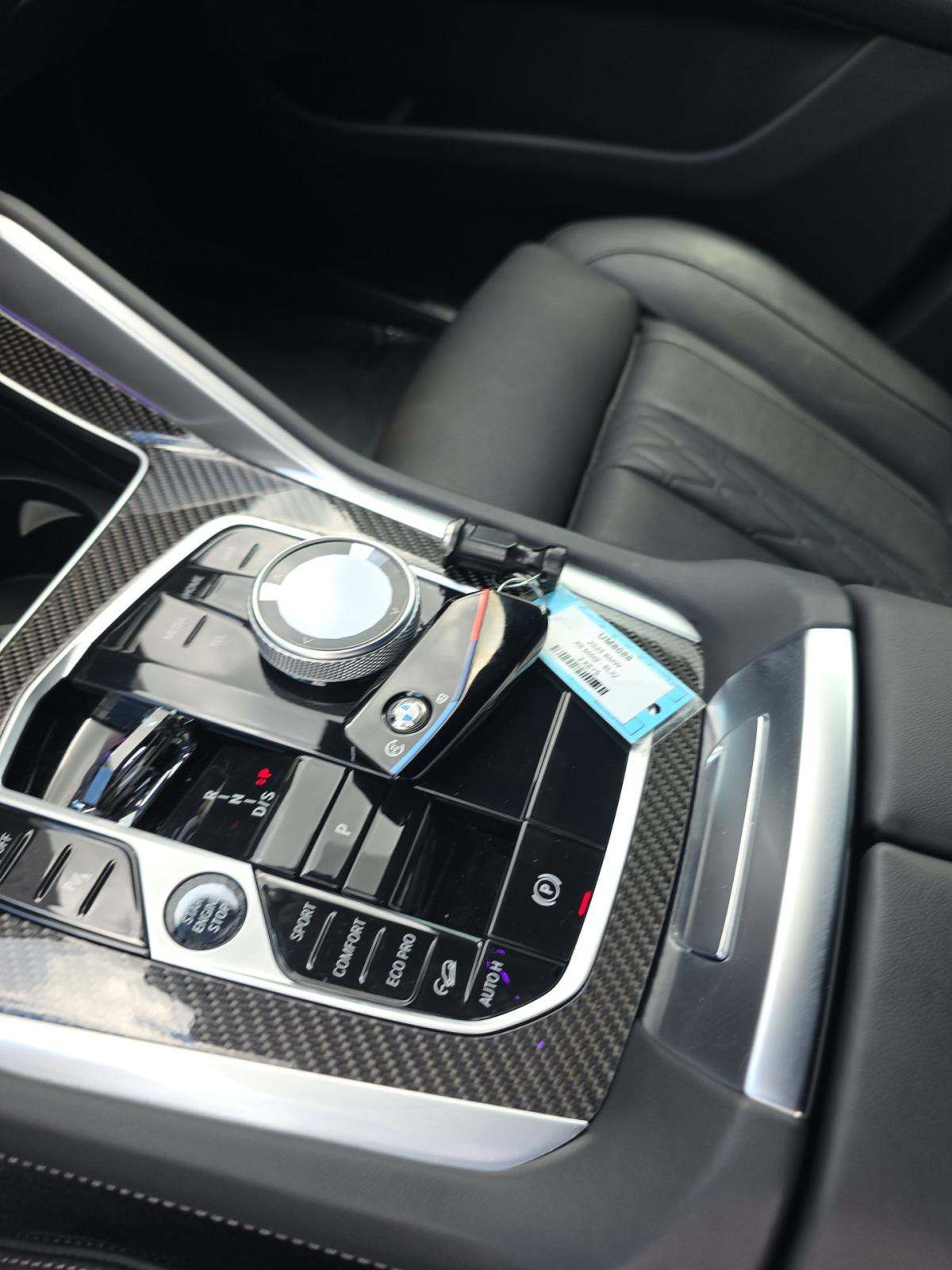 2025 BMW X6 M60i xDrive AWD