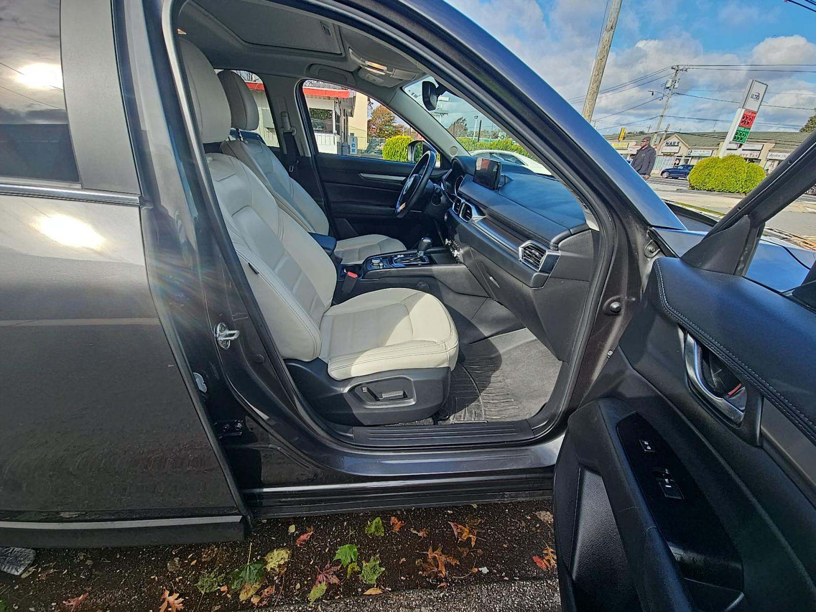 2022 MAZDA CX-5 2.5 S Preferred Package AWD