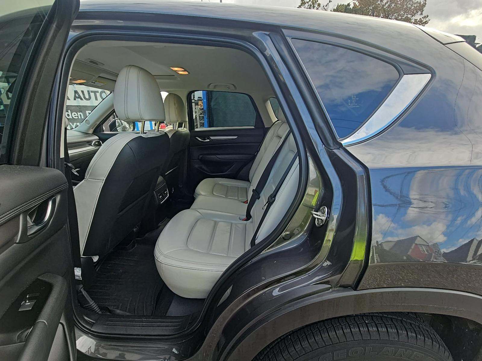 2022 MAZDA CX-5 2.5 S Preferred Package AWD