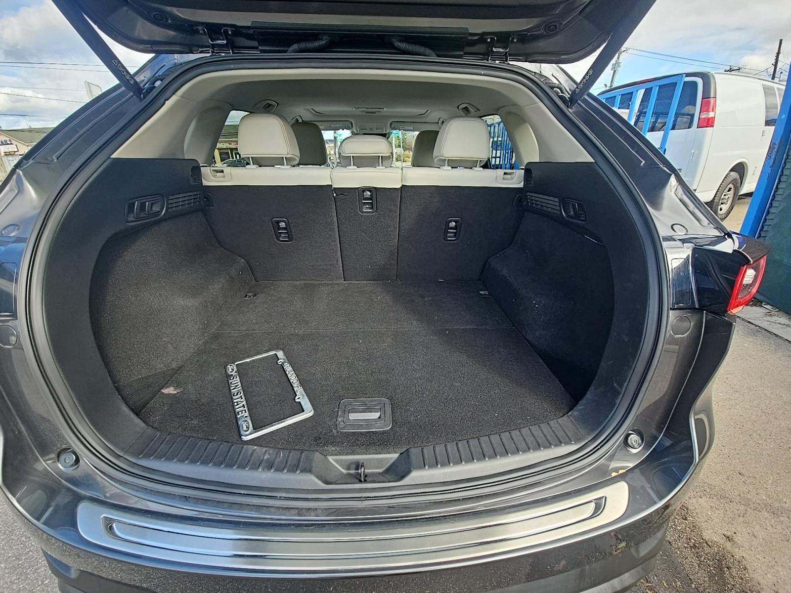 2022 MAZDA CX-5 2.5 S Preferred Package AWD