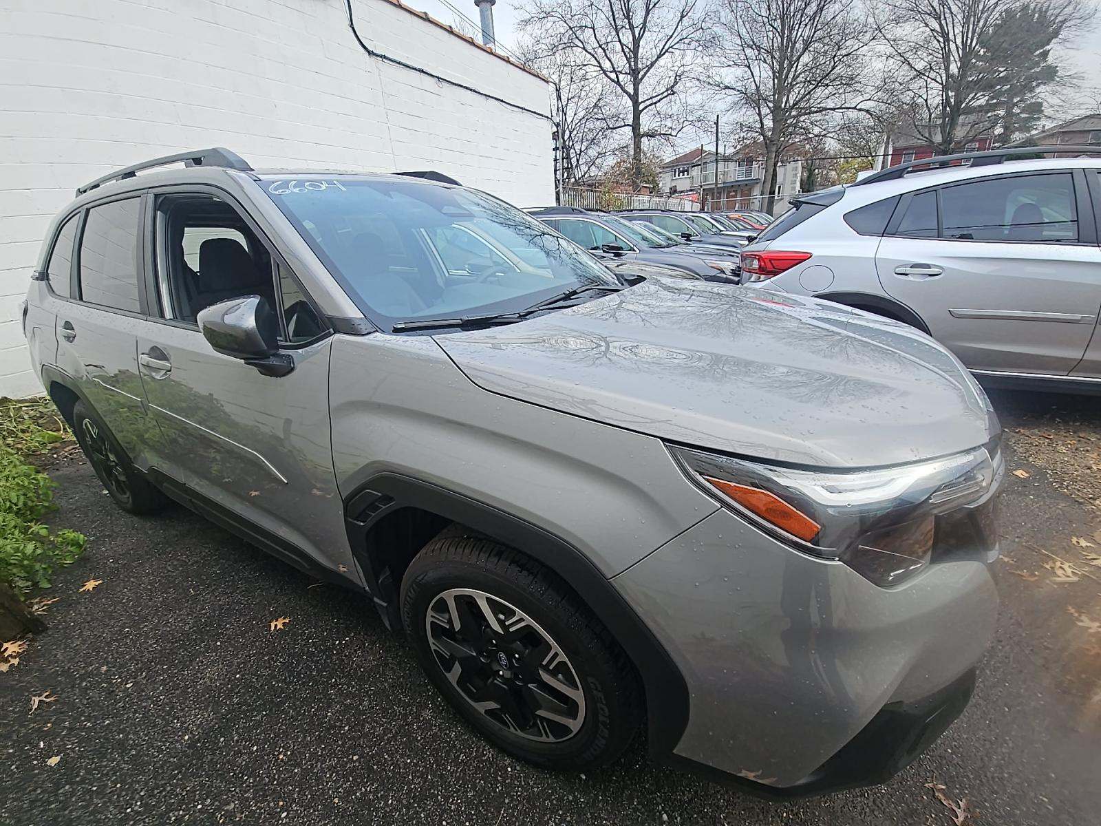 2025 Subaru Forester Premium AWD