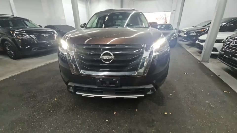 2022 Nissan Pathfinder Platinum
