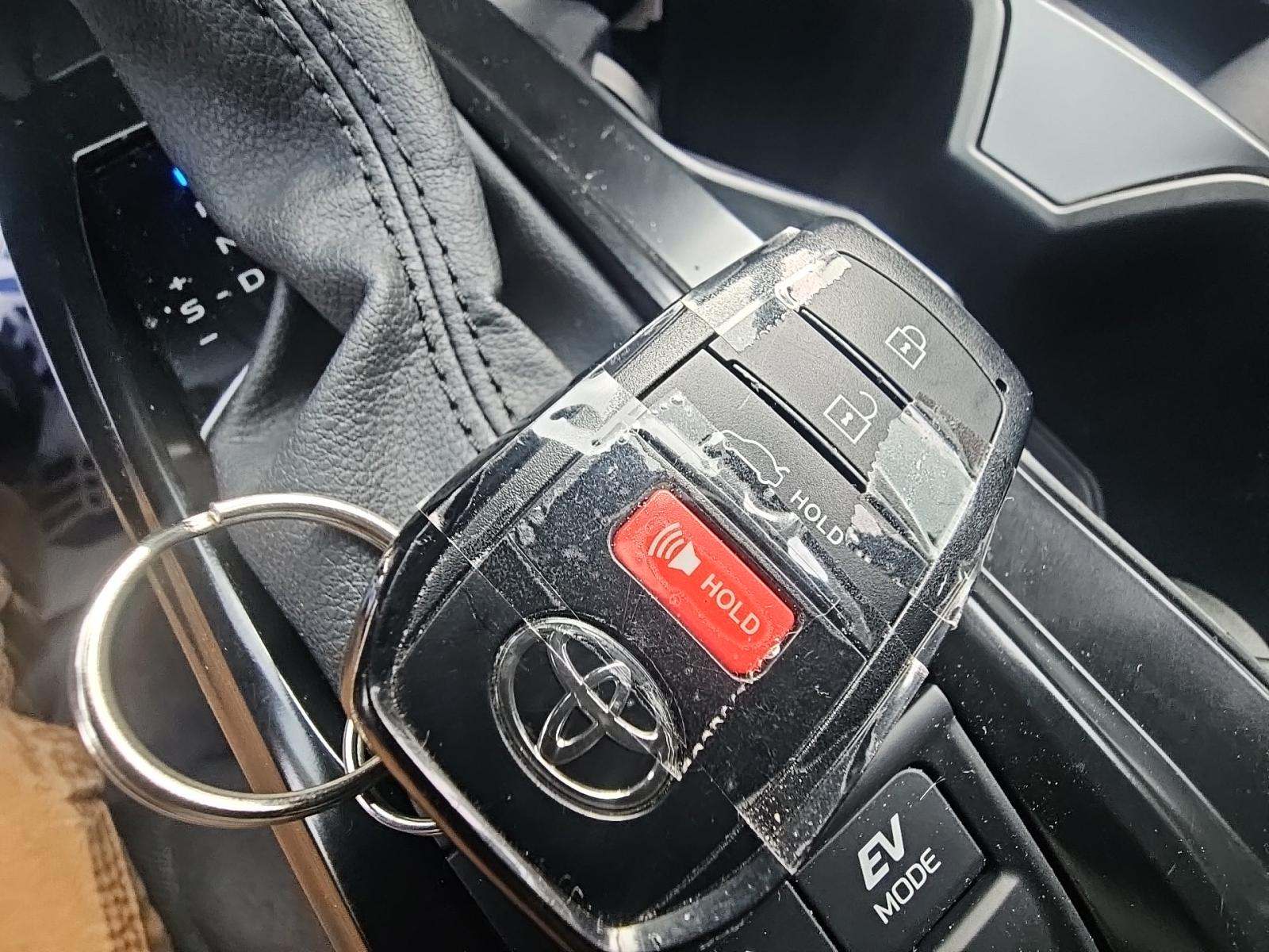 2025 Toyota Camry LE FWD