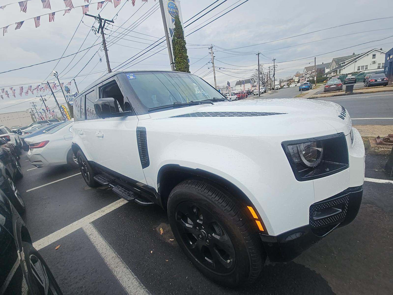 2024 Land Rover Defender 110 X-Dynamic SE AWD