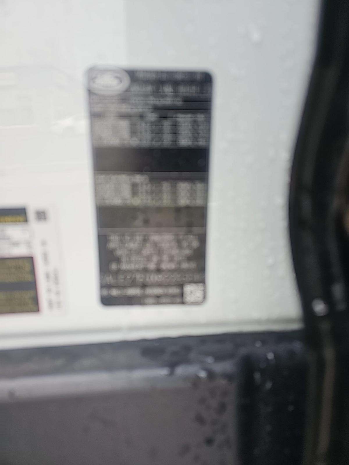 2024 Land Rover Defender 110 X-Dynamic SE AWD