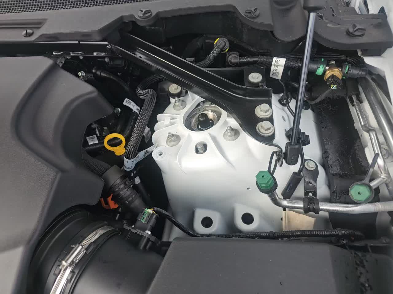 2024 Land Rover Defender 110 X-Dynamic SE AWD