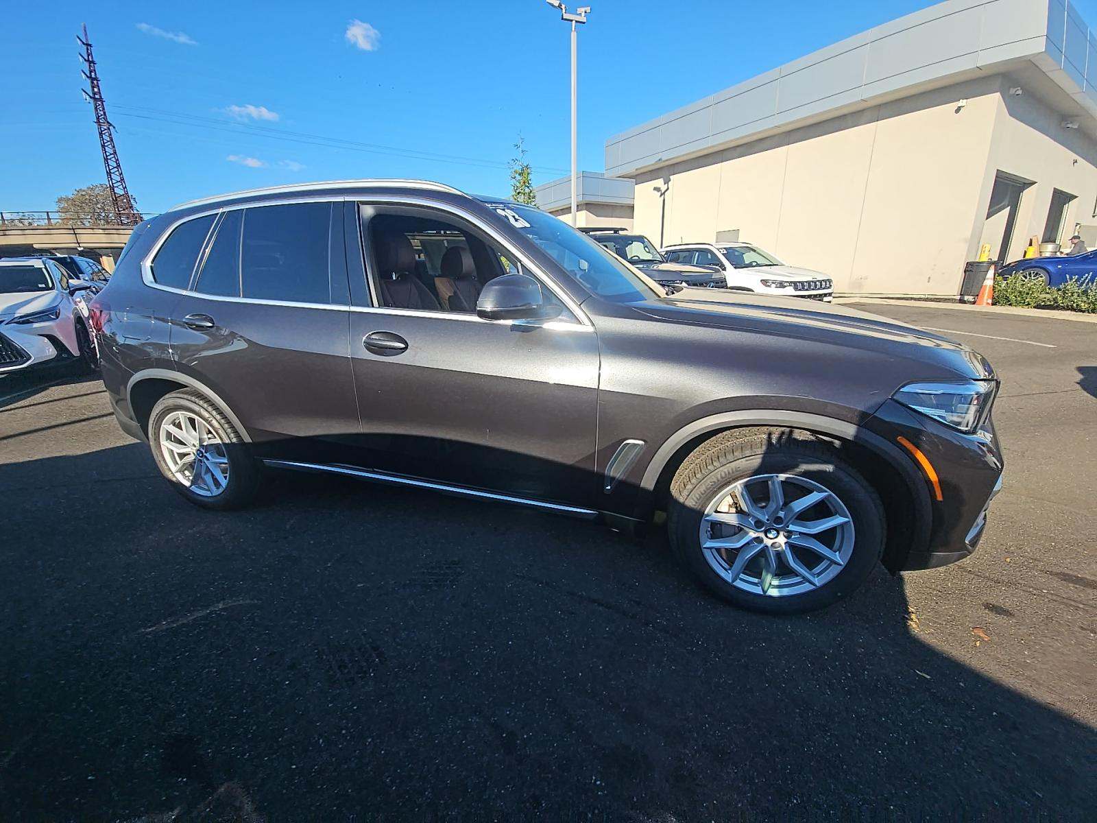 2023 BMW X5 xDrive40i AWD