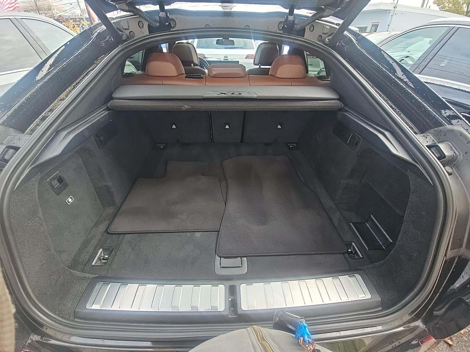 2024 BMW X6 M60i xDrive AWD