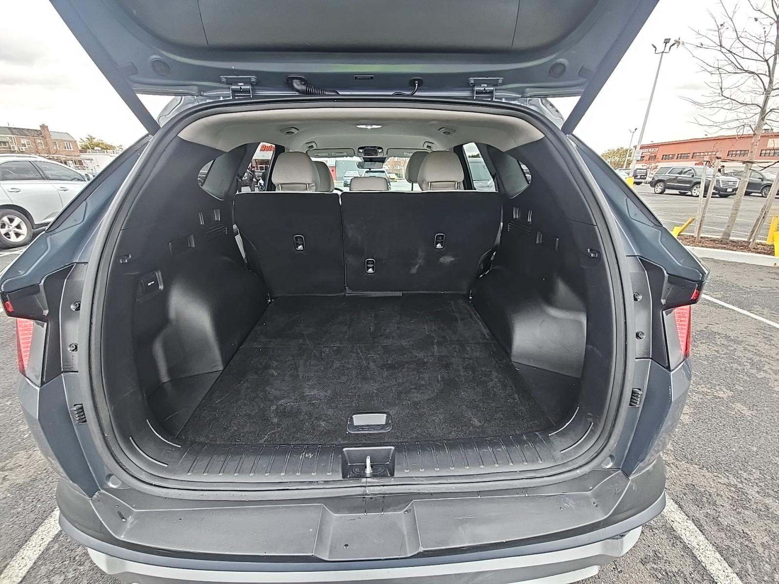 2025 Hyundai Tucson SEL FWD