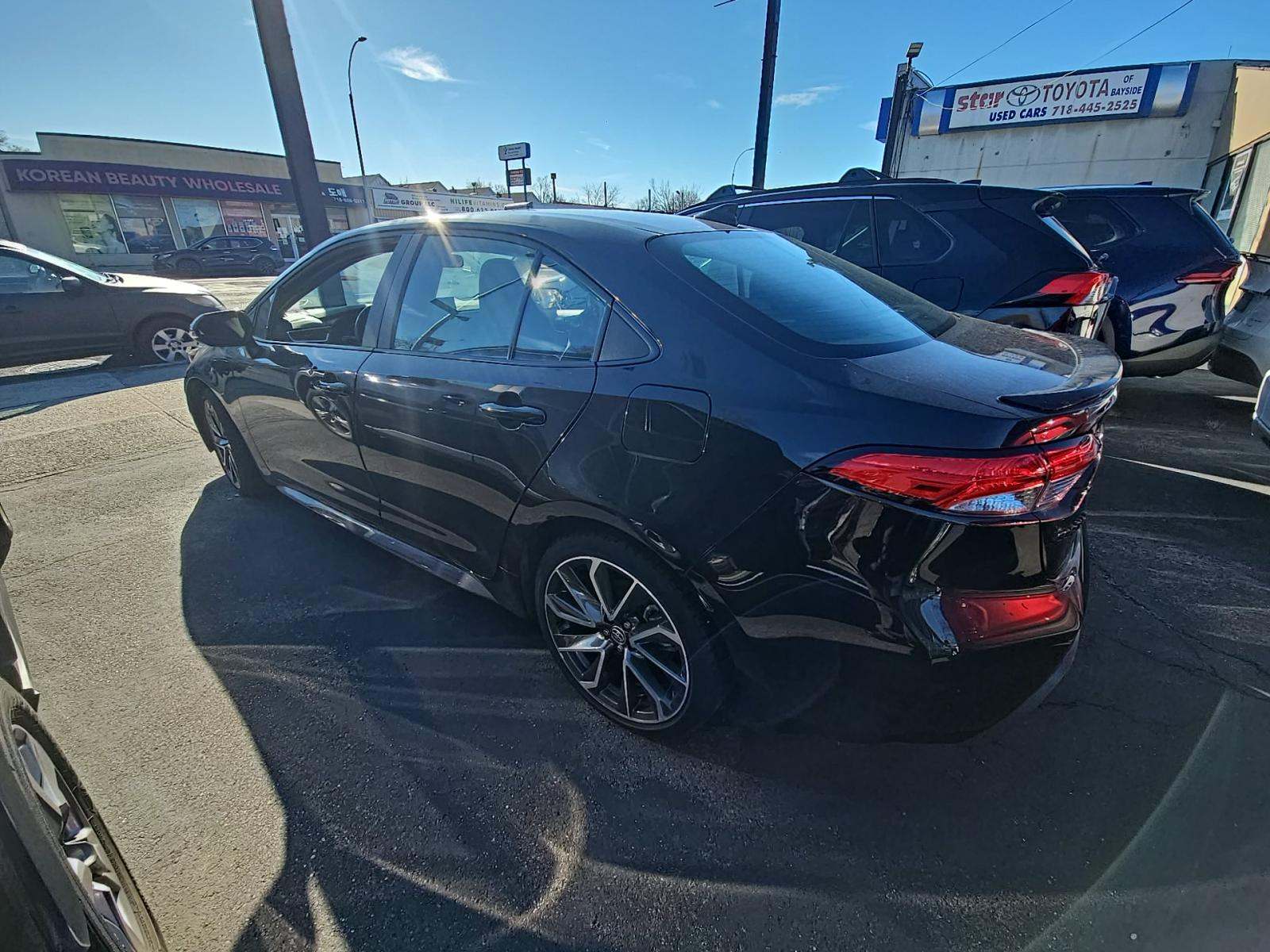 2022 Toyota Corolla SE FWD