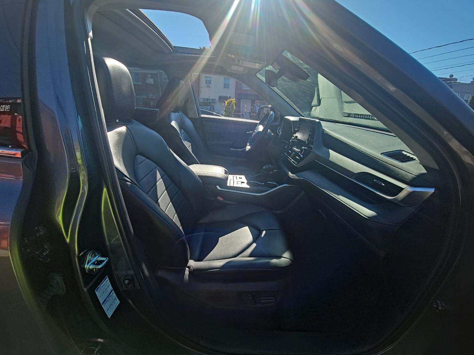 2022 Toyota Highlander XLE AWD