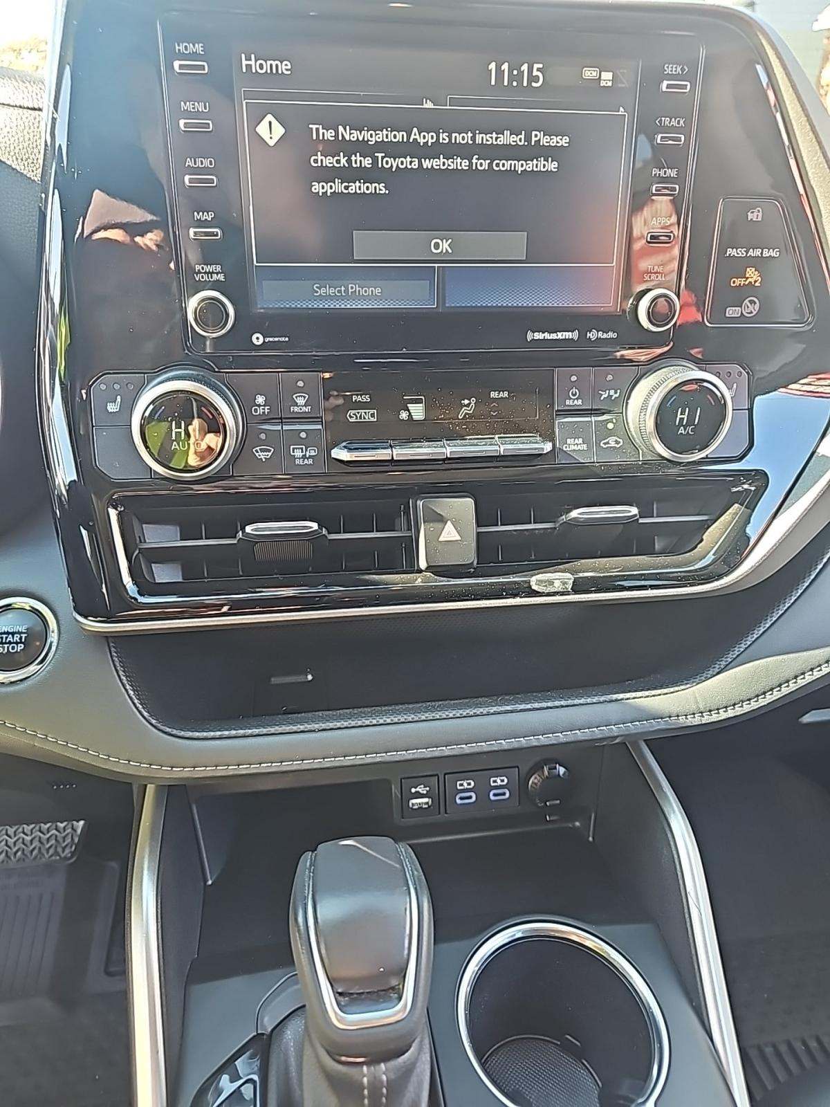 2022 Toyota Highlander XLE AWD