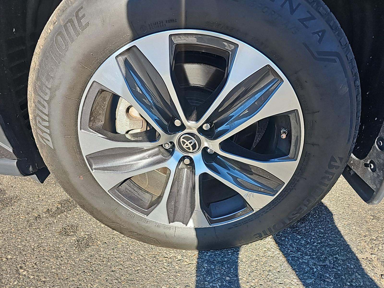 2022 Toyota Highlander XLE AWD