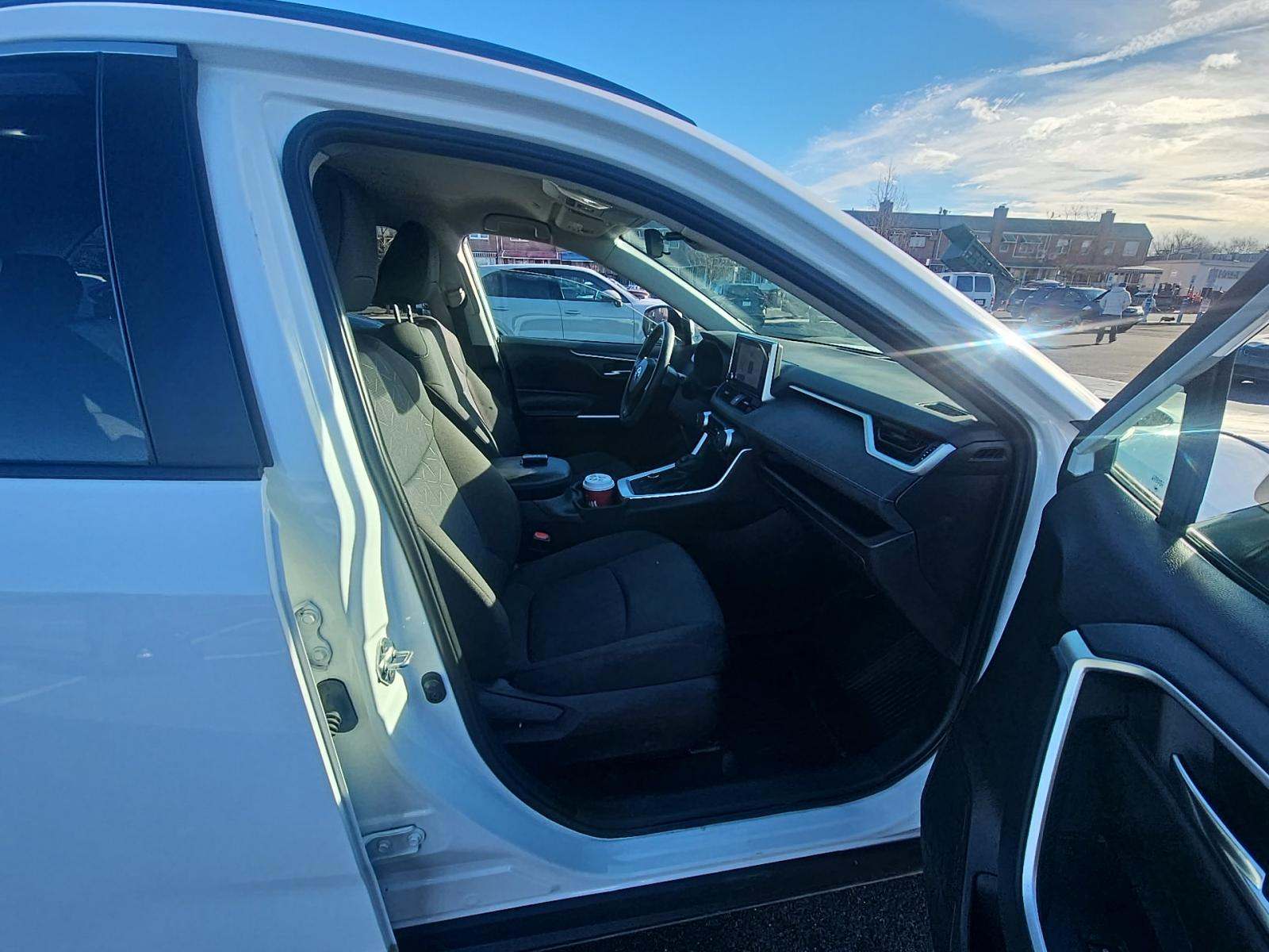 2024 Toyota RAV4 Hybrid XLE AWD