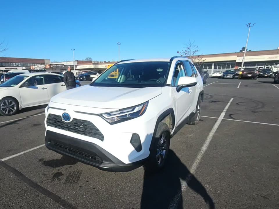 2024 Toyota RAV4 Hybrid XLE AWD