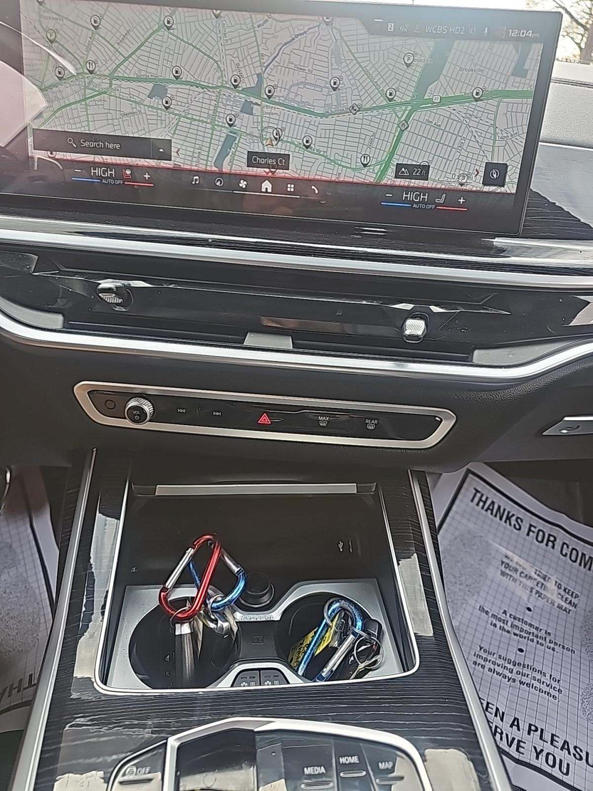 2025 BMW X7 M60i AWD