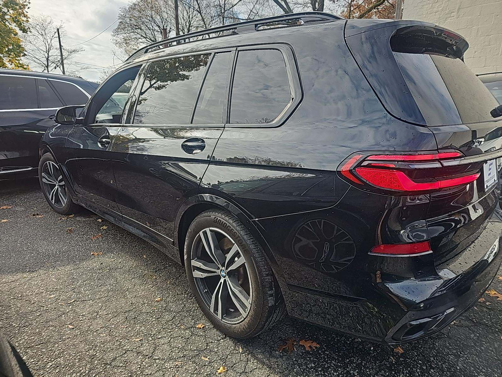 2025 BMW X7 M60i AWD