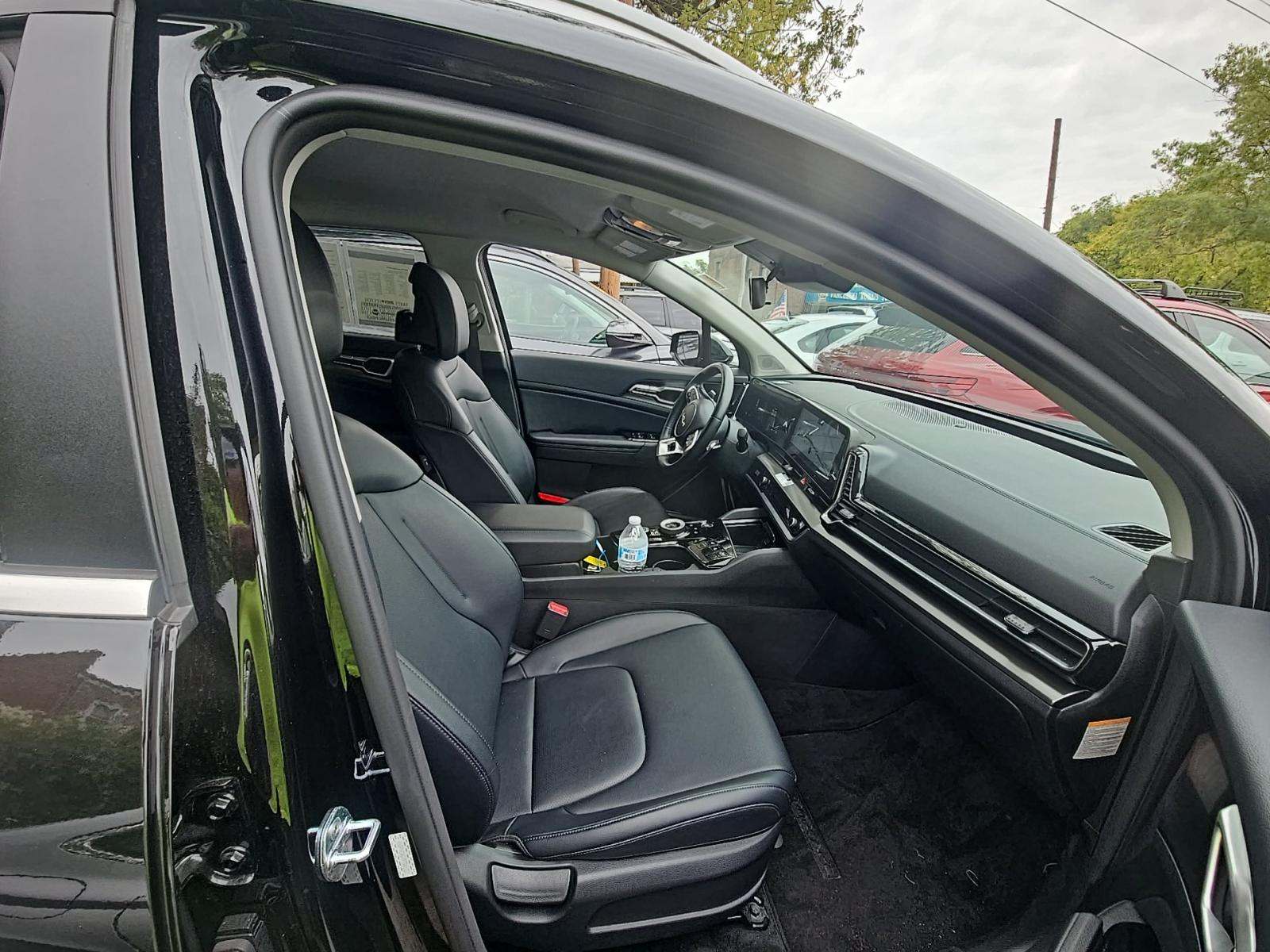 2023 Kia Sportage Hybrid EX AWD