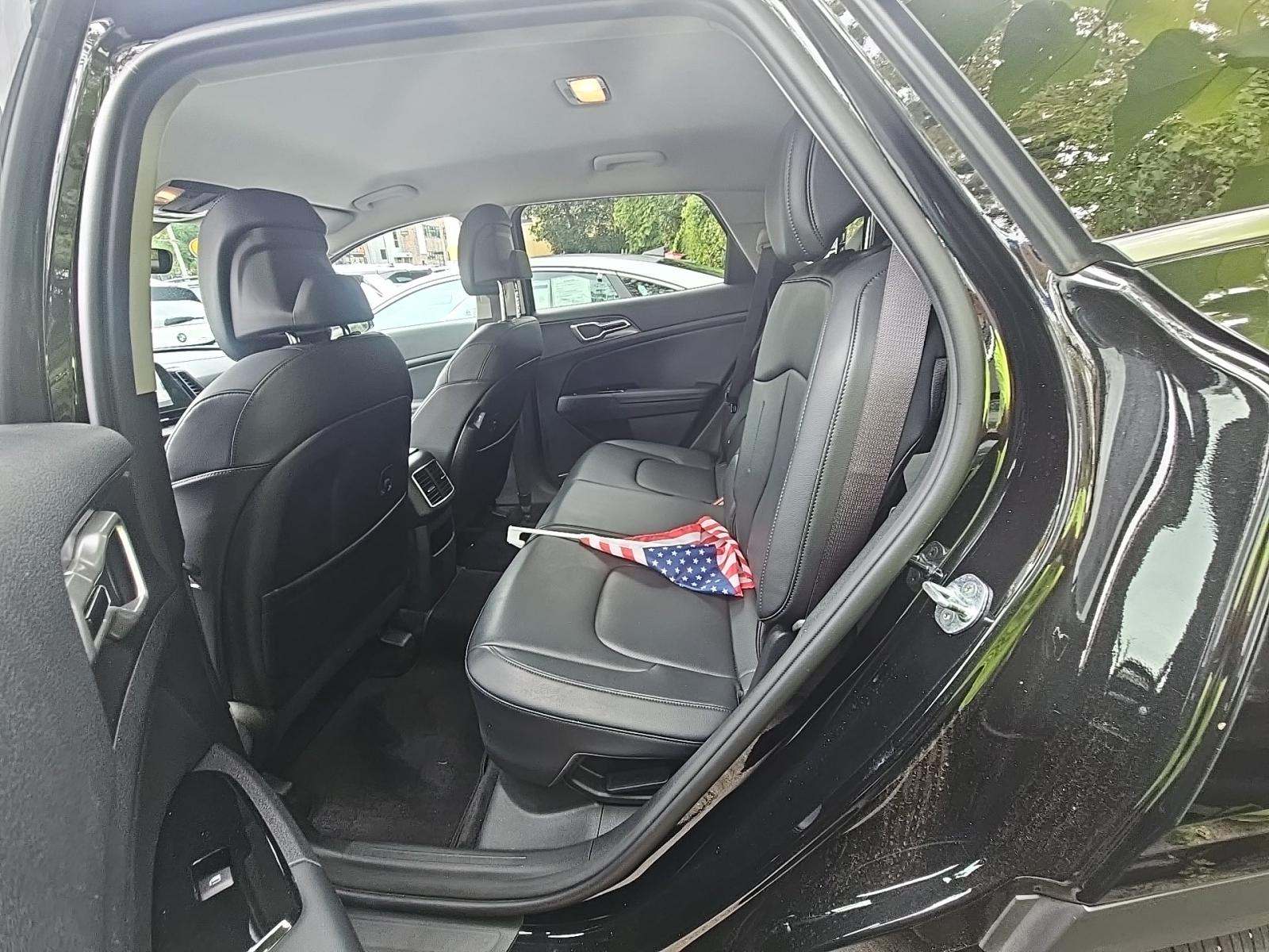 2023 Kia Sportage Hybrid EX AWD