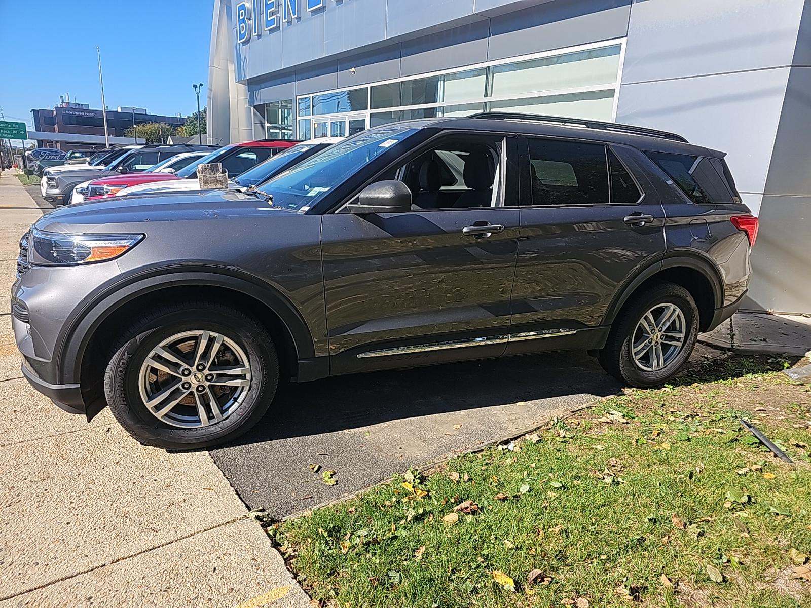 2022 Ford Explorer XLT AWD
