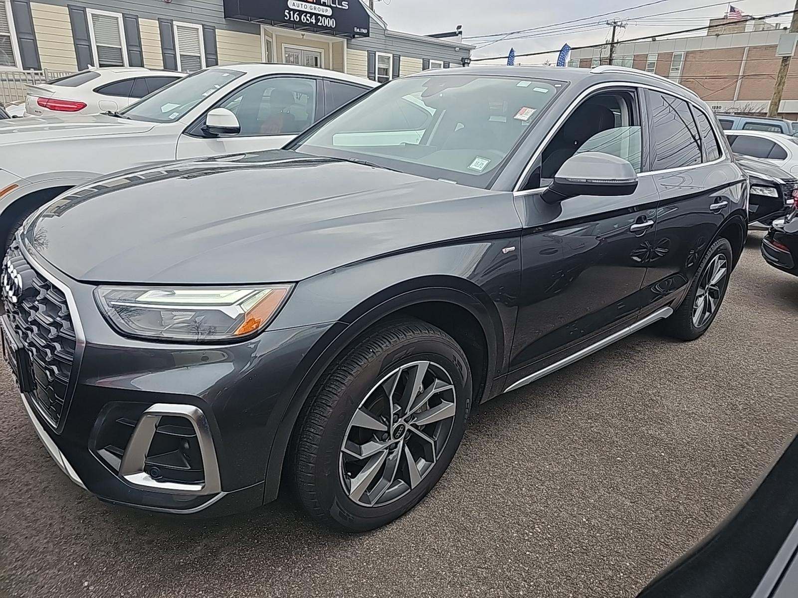 2023 Audi Q5 S line Premium Plus