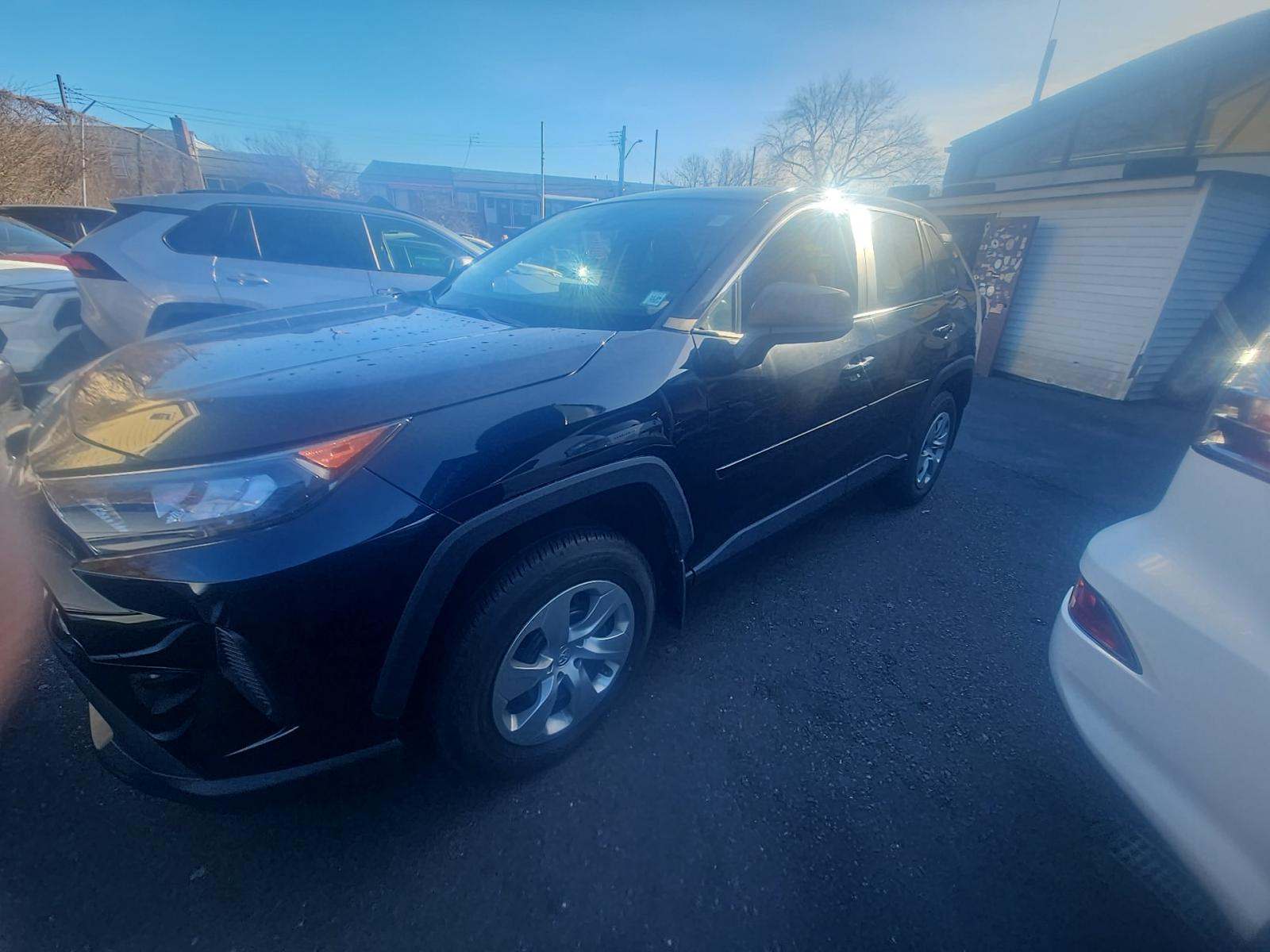 2022 Toyota RAV4 LE AWD