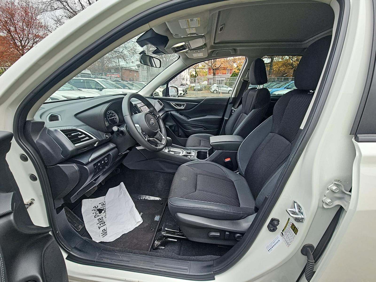 2023 Subaru Forester Premium AWD