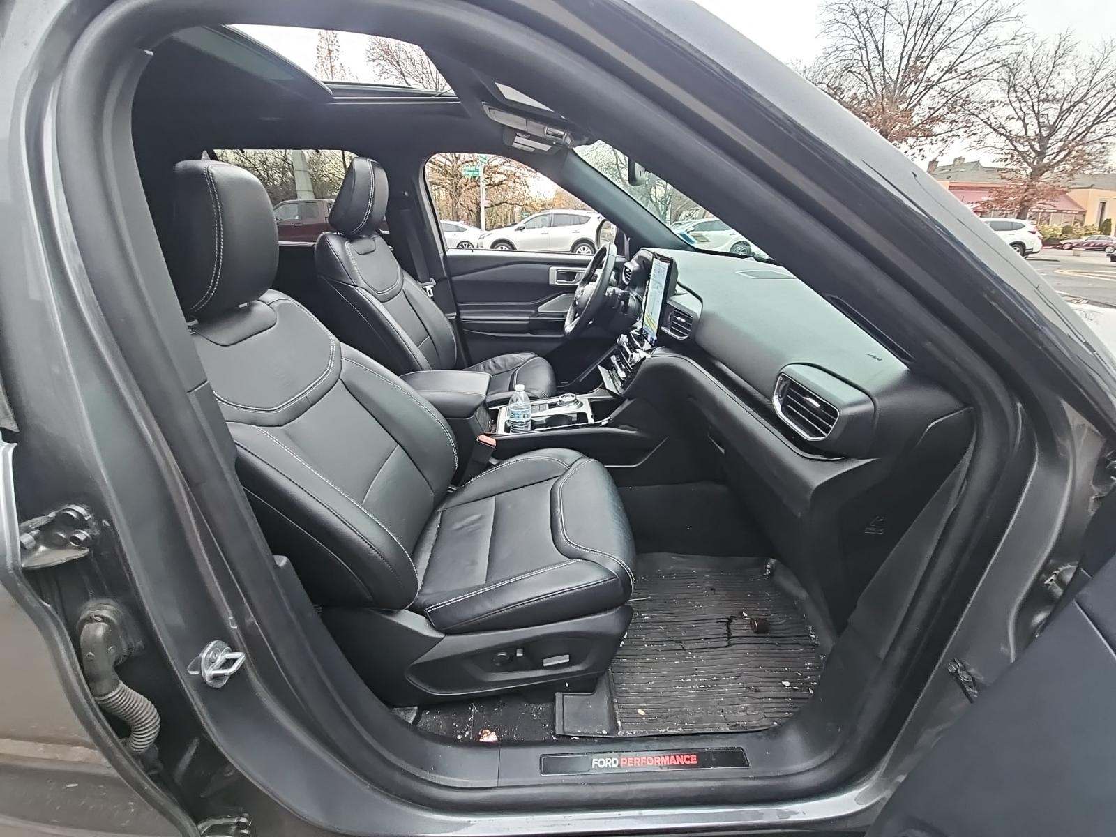 2022 Ford Explorer ST AWD