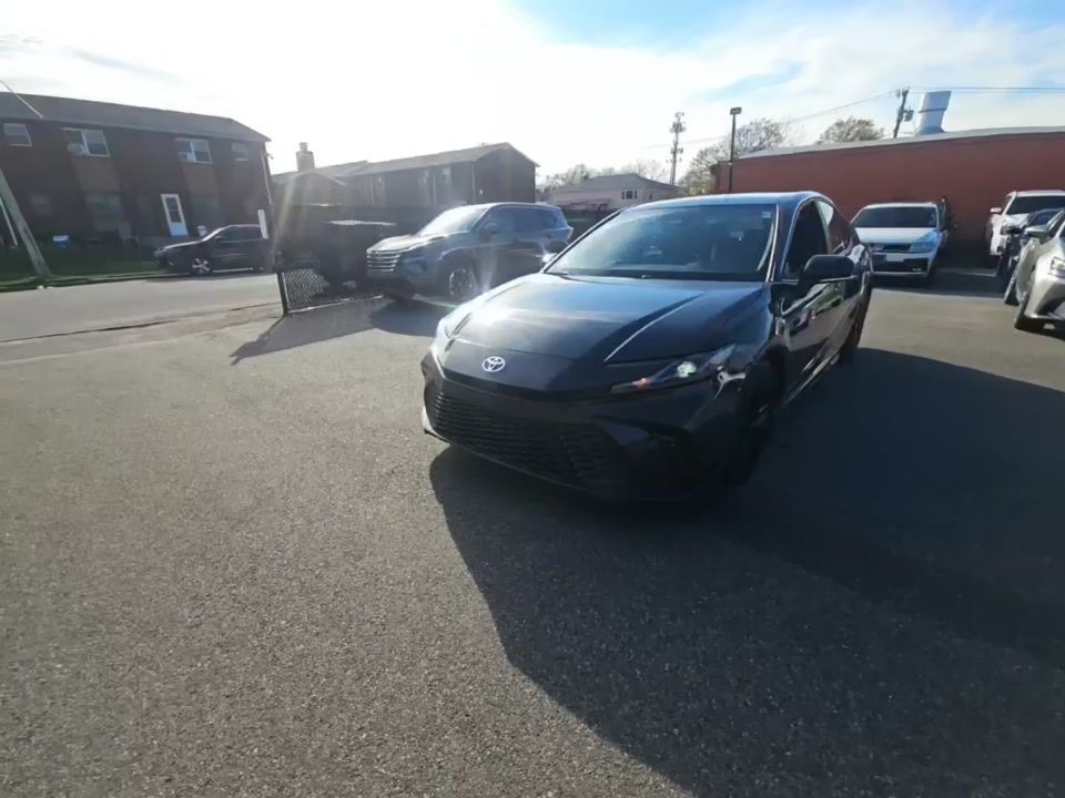 2025 Toyota Camry SE FWD