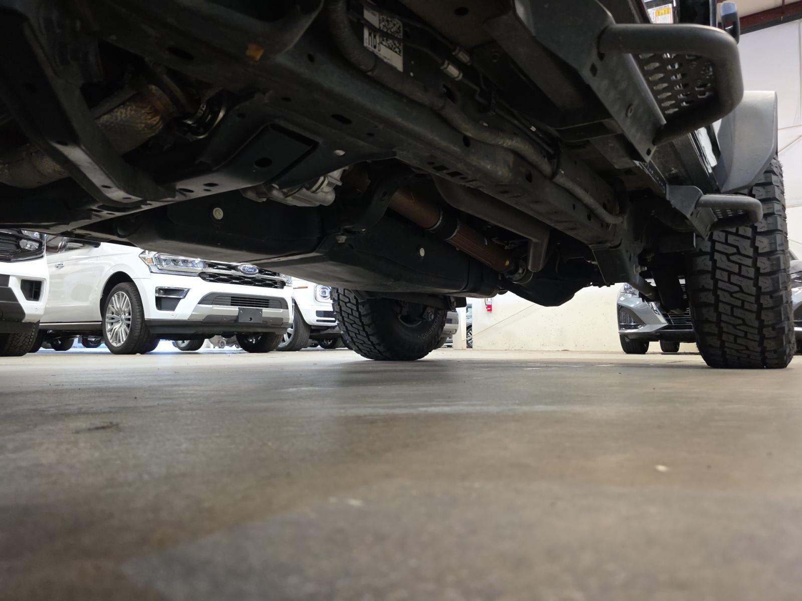 FORD BRONCO - 7
