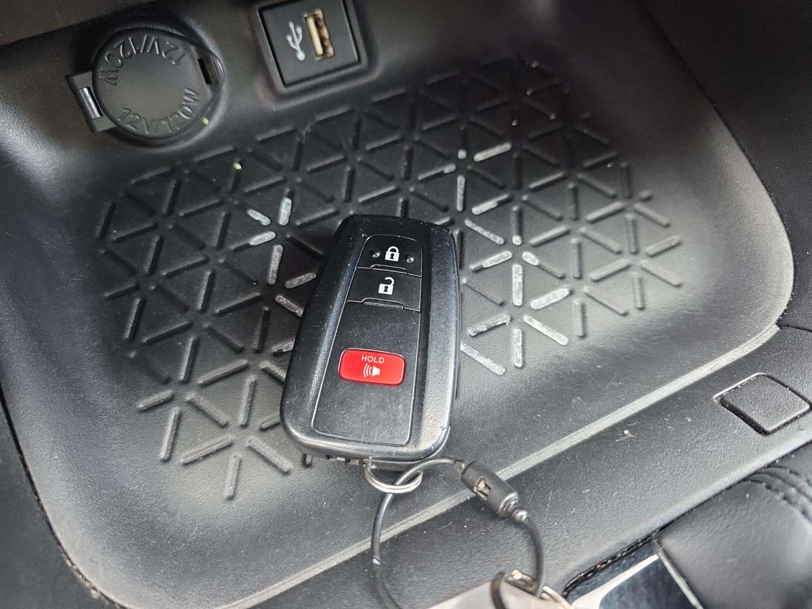 2023 Toyota RAV4 XLE AWD