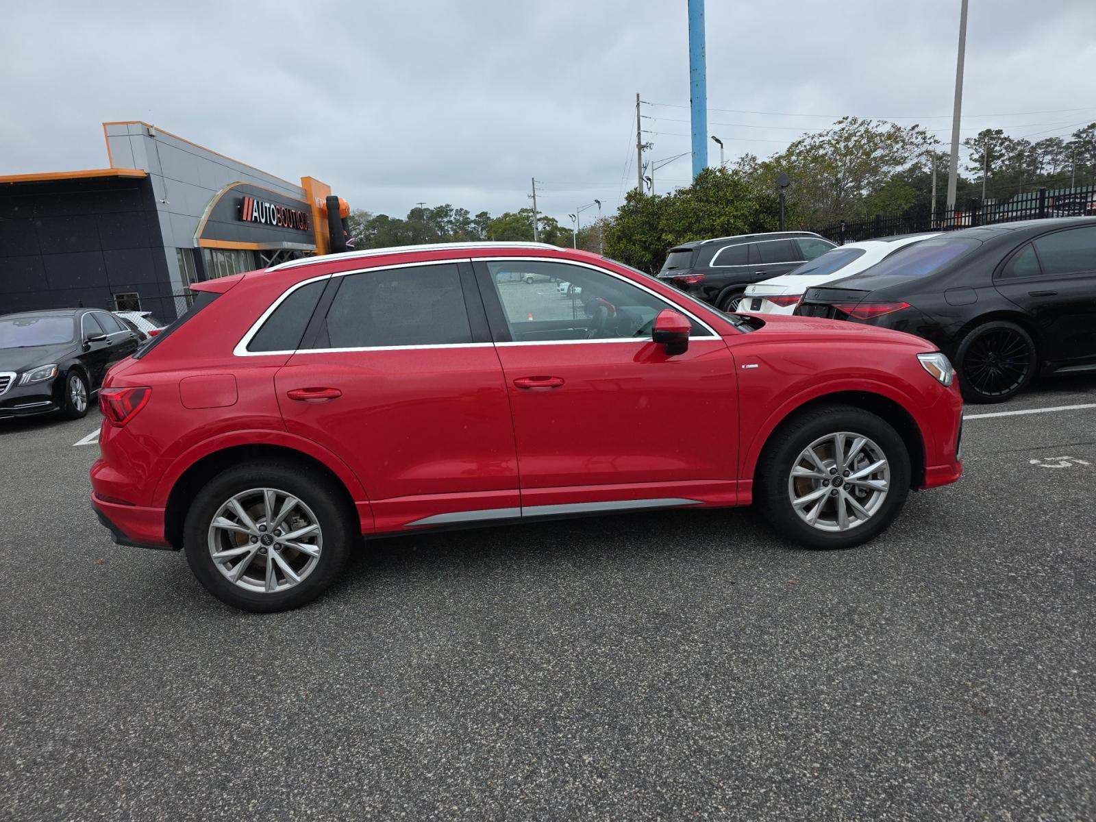2025 Audi Q3 S line Premium AWD