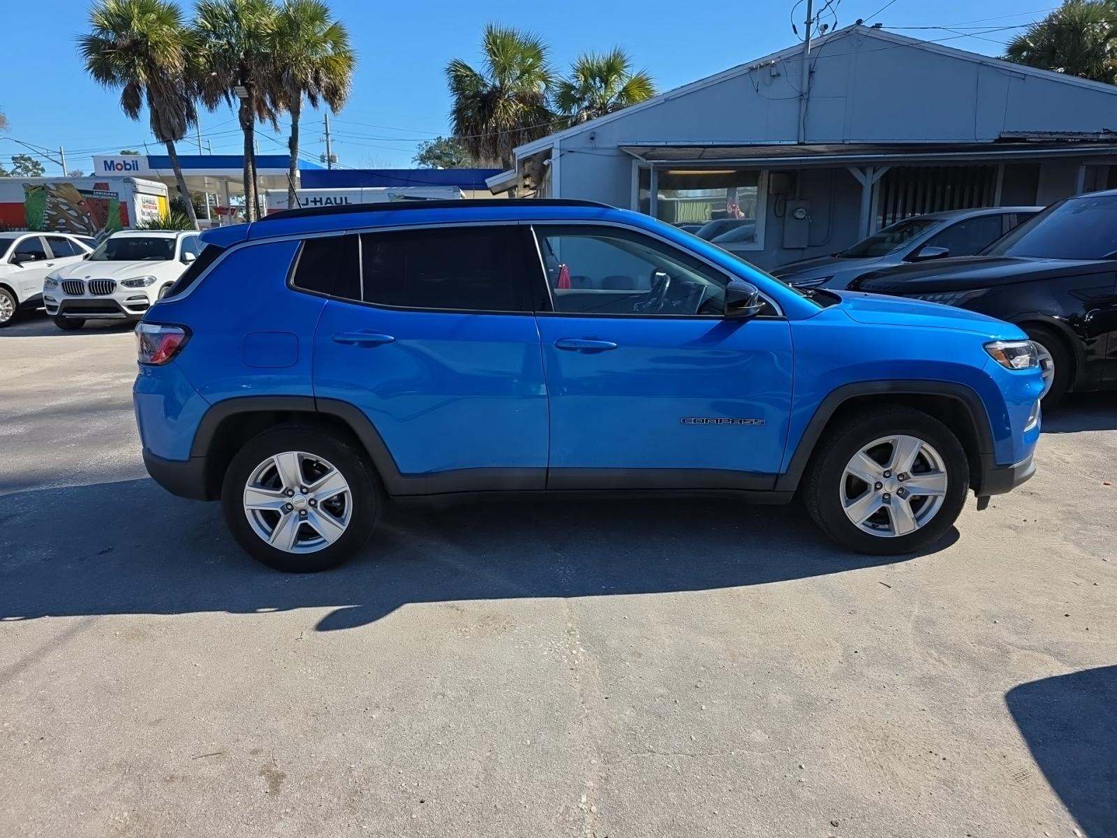 2022 Jeep Compass Latitude FWD