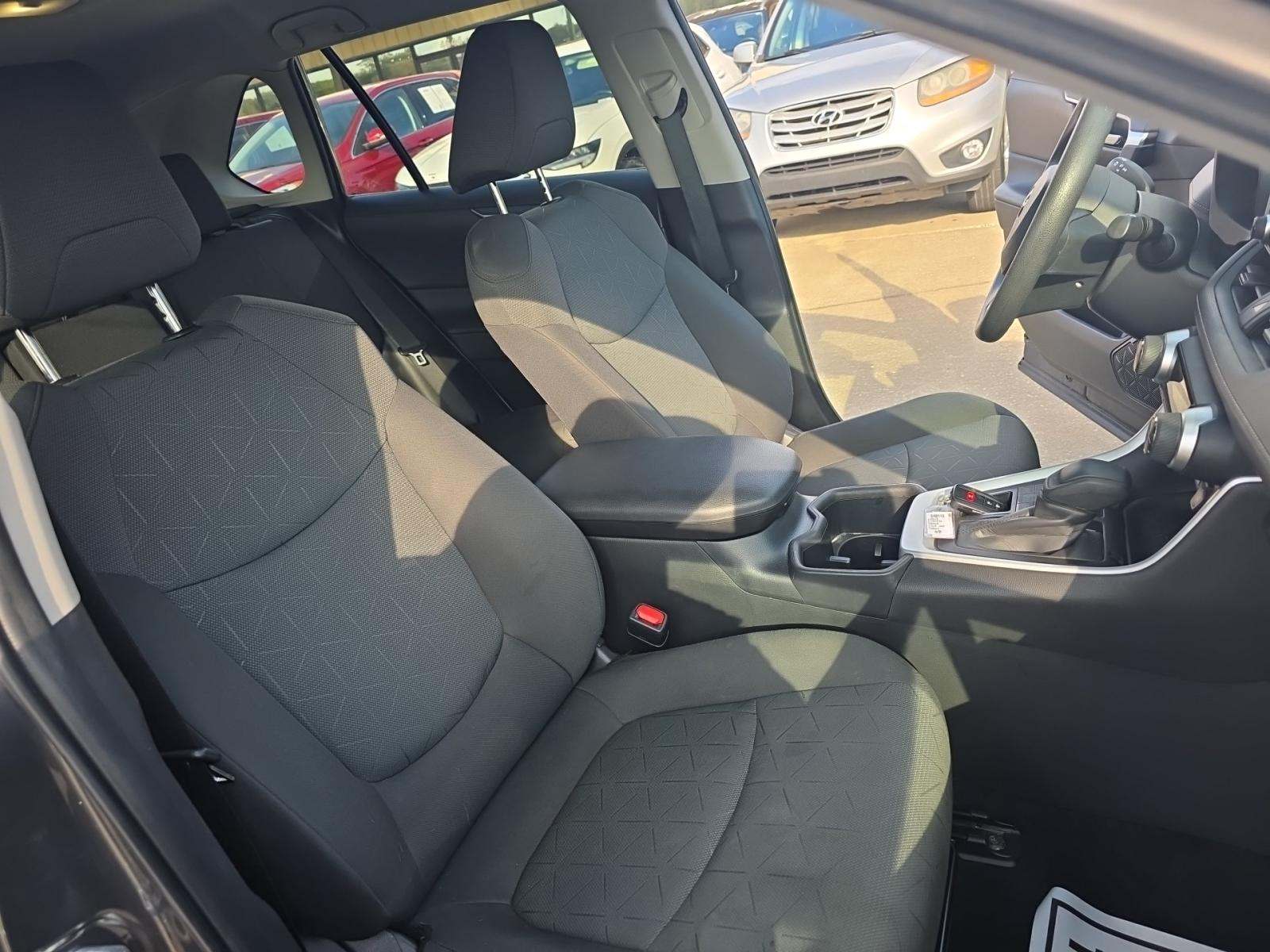 2023 Toyota RAV4 XLE AWD