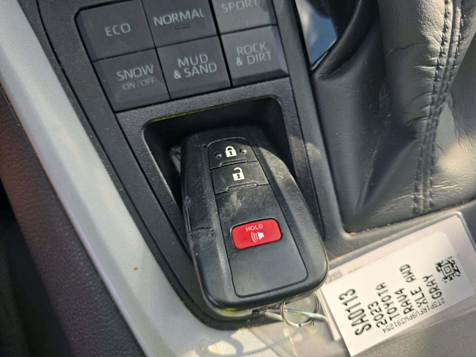 2023 Toyota RAV4 XLE AWD