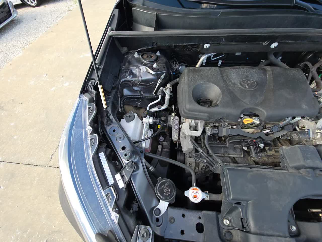 2023 Toyota RAV4 XLE AWD