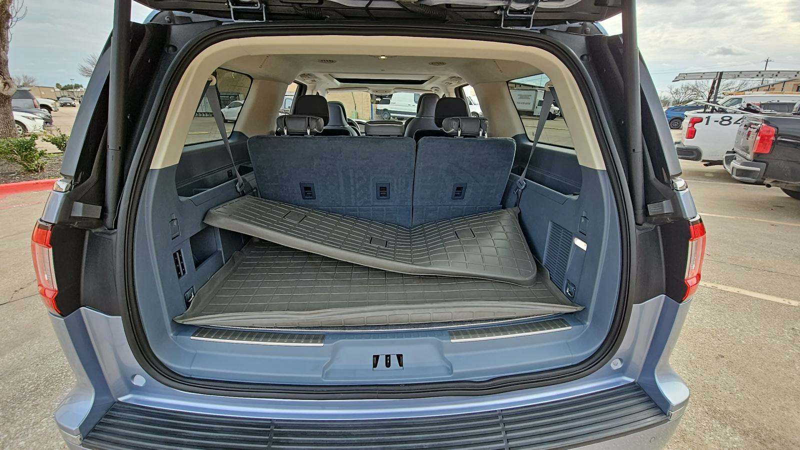 2018 Lincoln Navigator L Black Label AWD