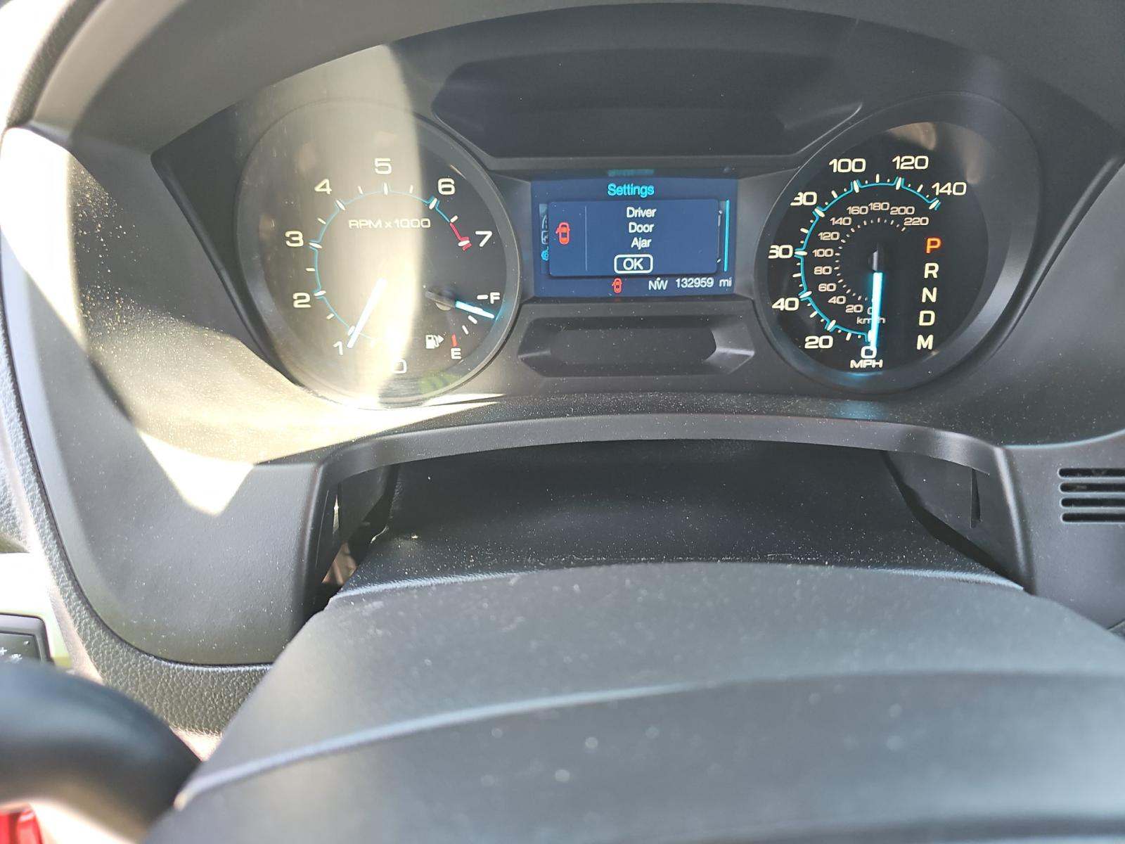 FORD EXPLORER - 9