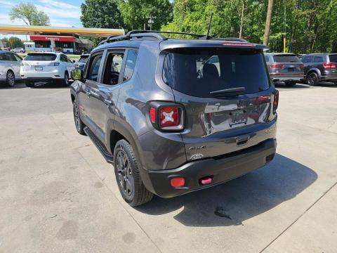 JEEP TRAILHAWK - 2