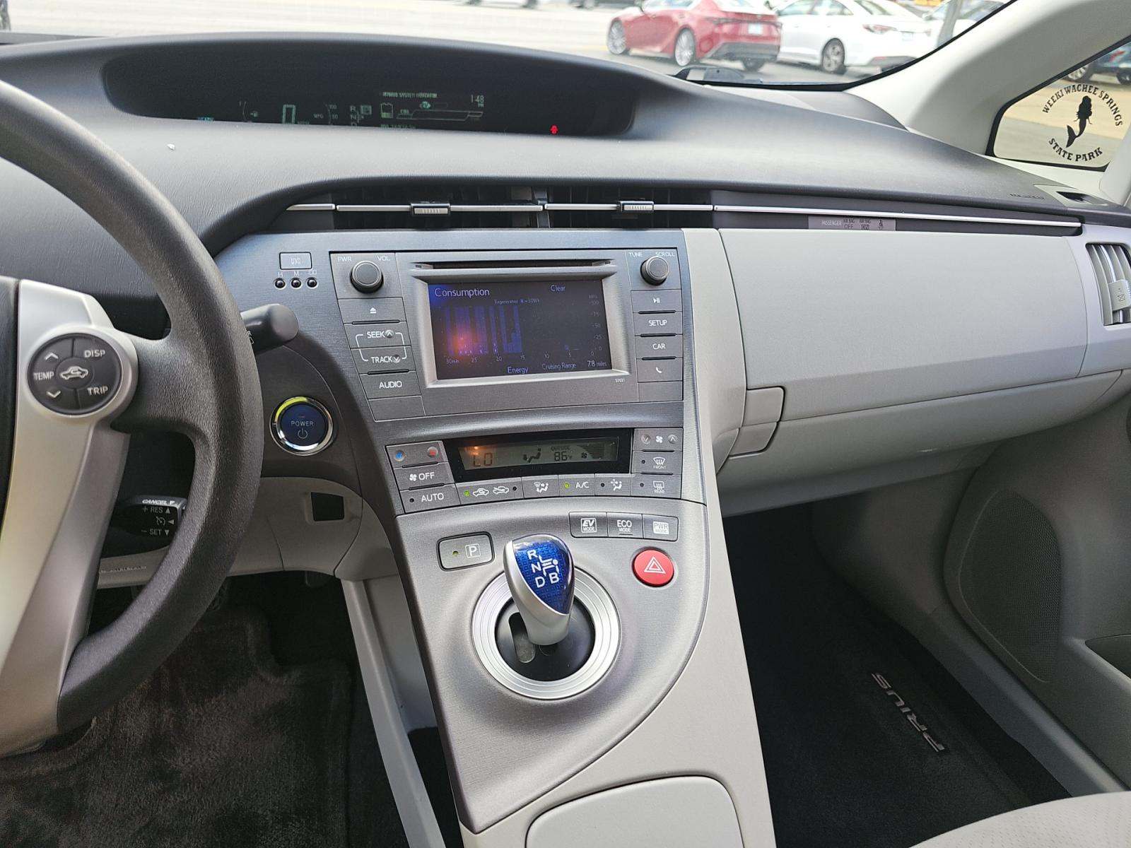 TOYOTA PRIUS - 10