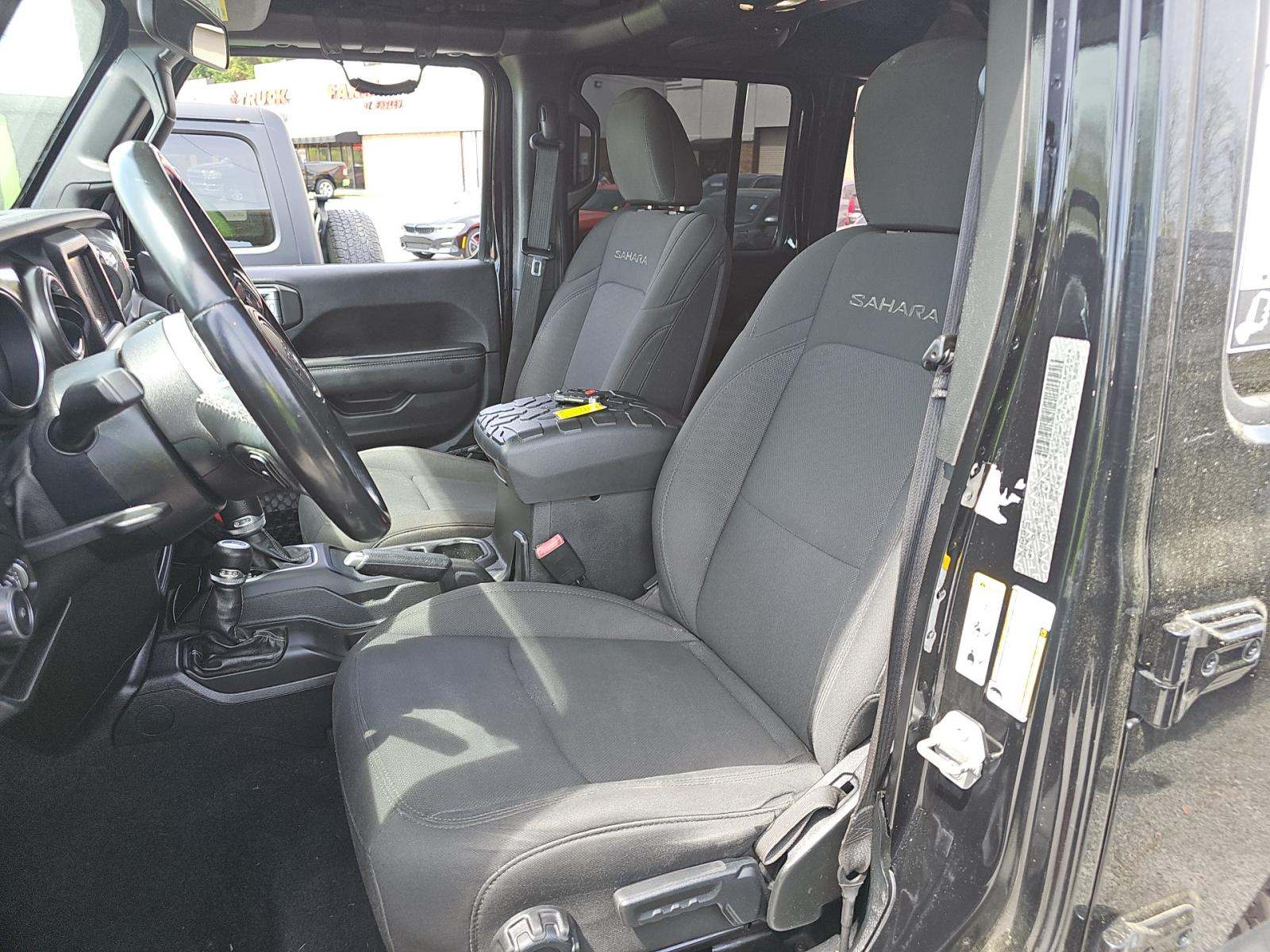 2020 Jeep Wrangler Unlimited Sahara AWD