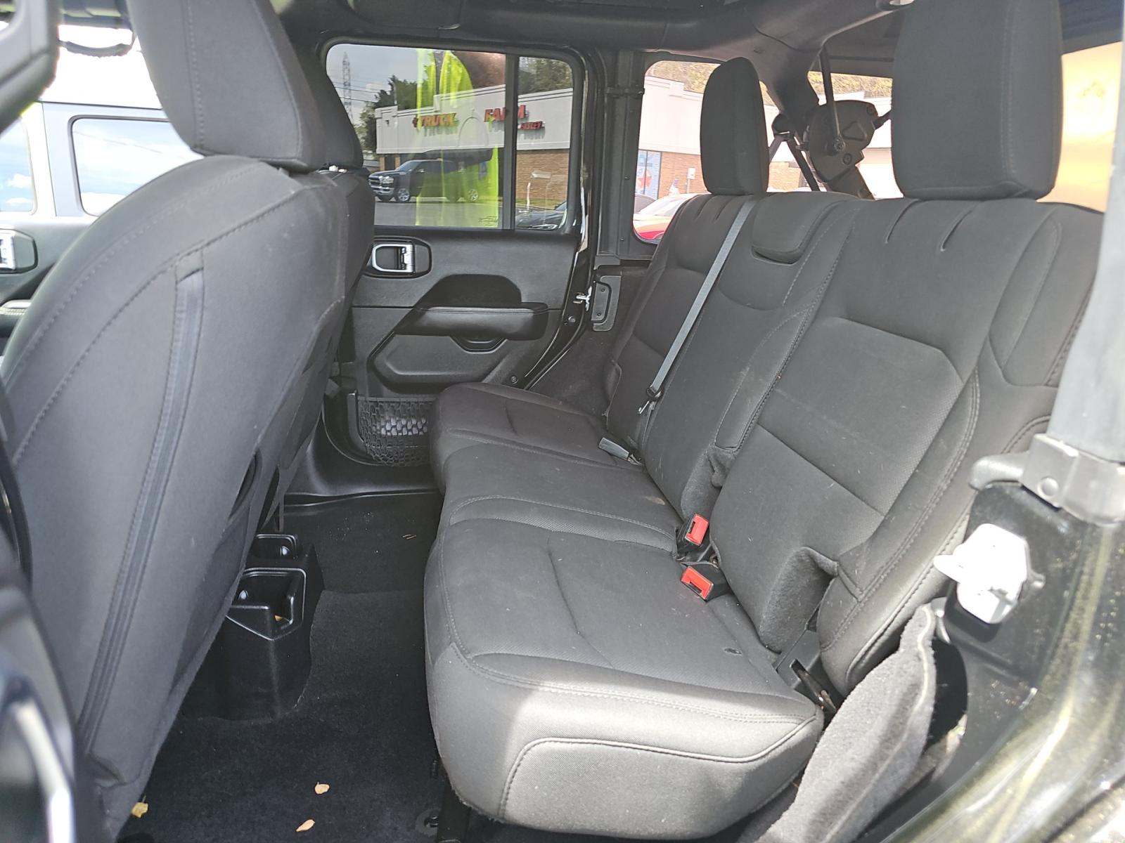 2020 Jeep Wrangler Unlimited Sahara AWD