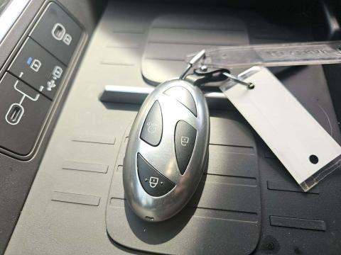 HYUNDAI HYBRID SE - 8