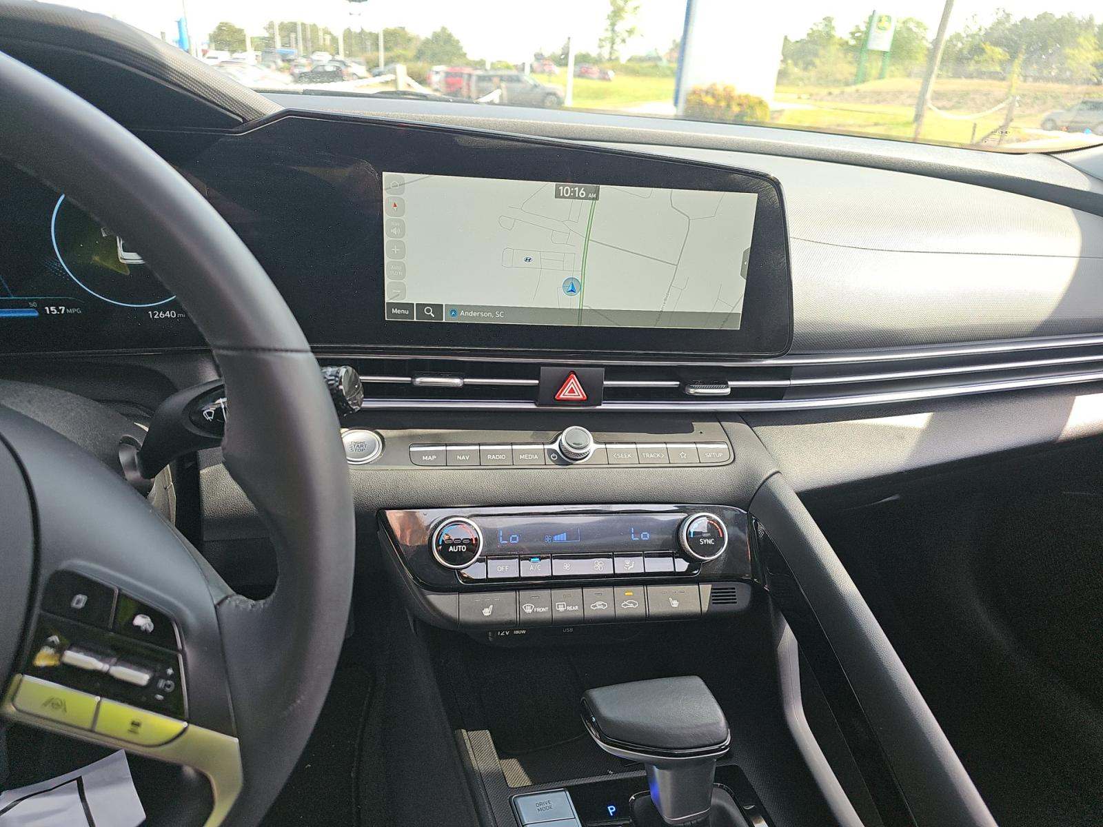 HYUNDAI SEL CONVENIENCE - 10