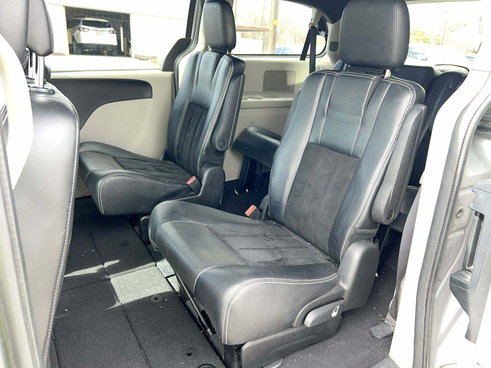 2017 Dodge Grand Caravan SXT FWD