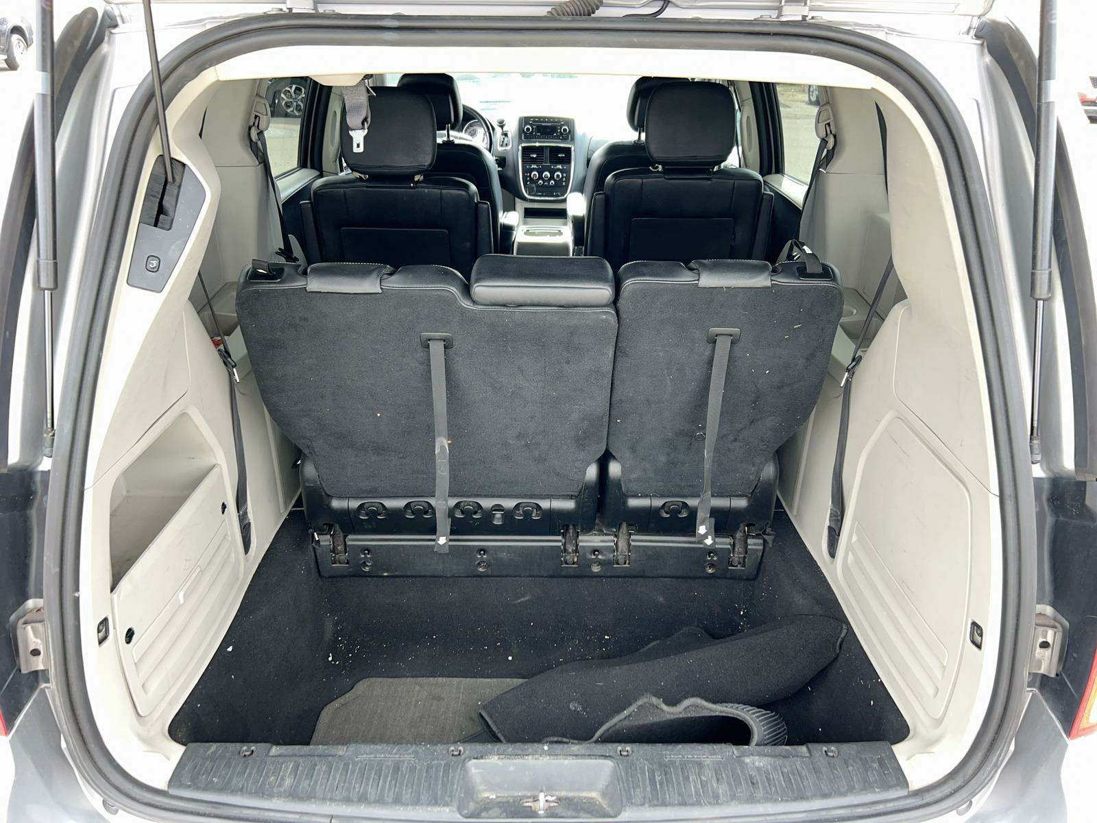 2017 Dodge Grand Caravan SXT FWD