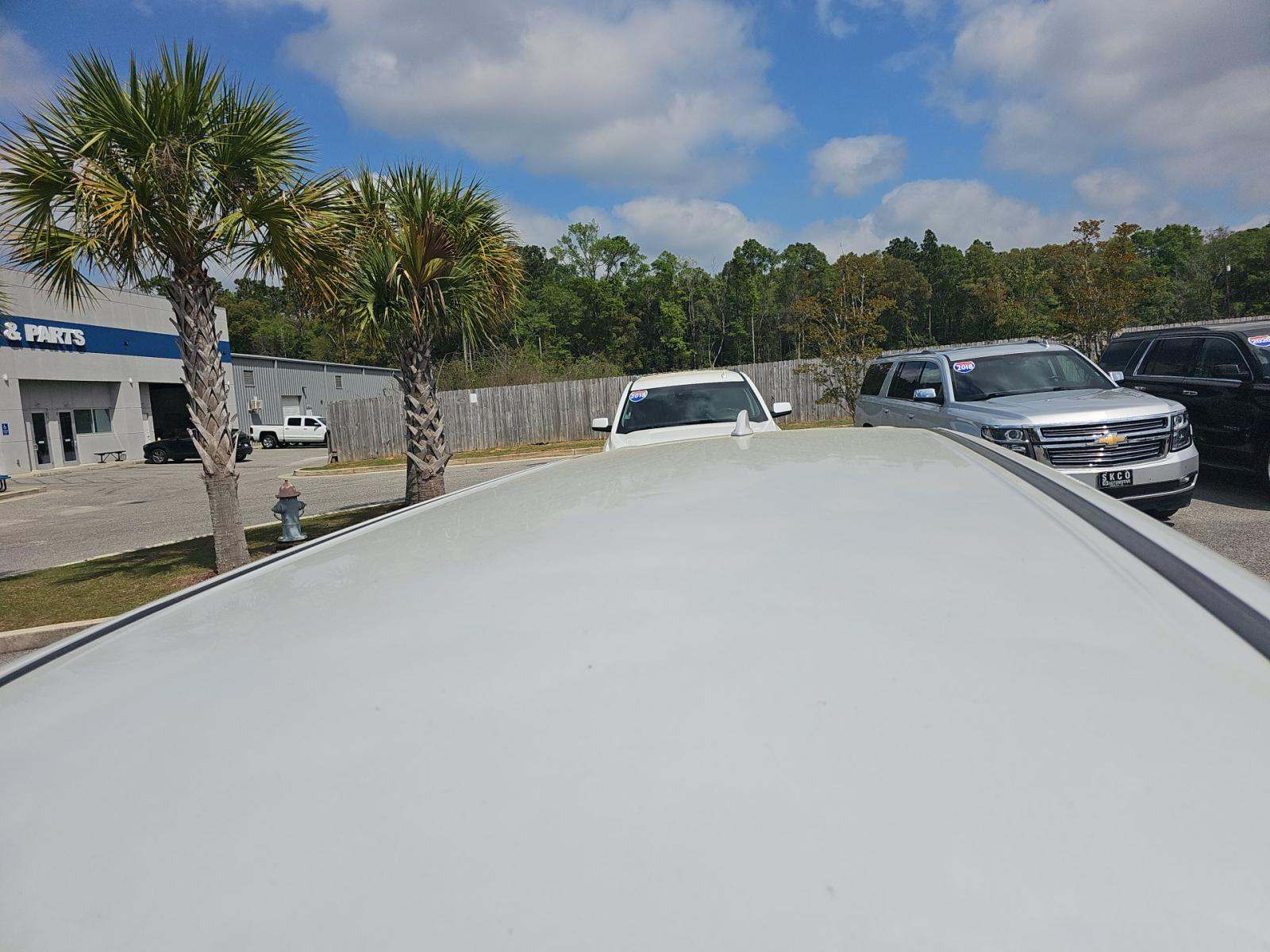 2023 Mitsubishi Outlander ES FWD