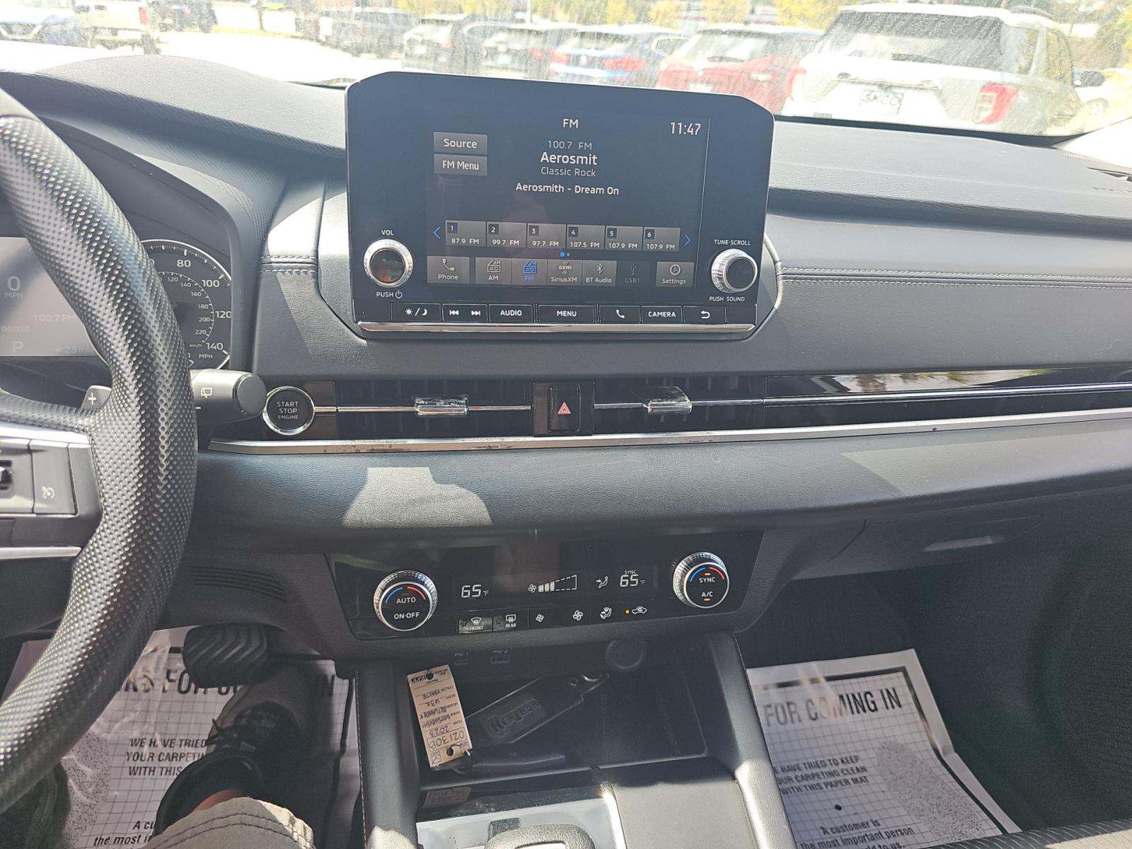 2023 Mitsubishi Outlander ES FWD