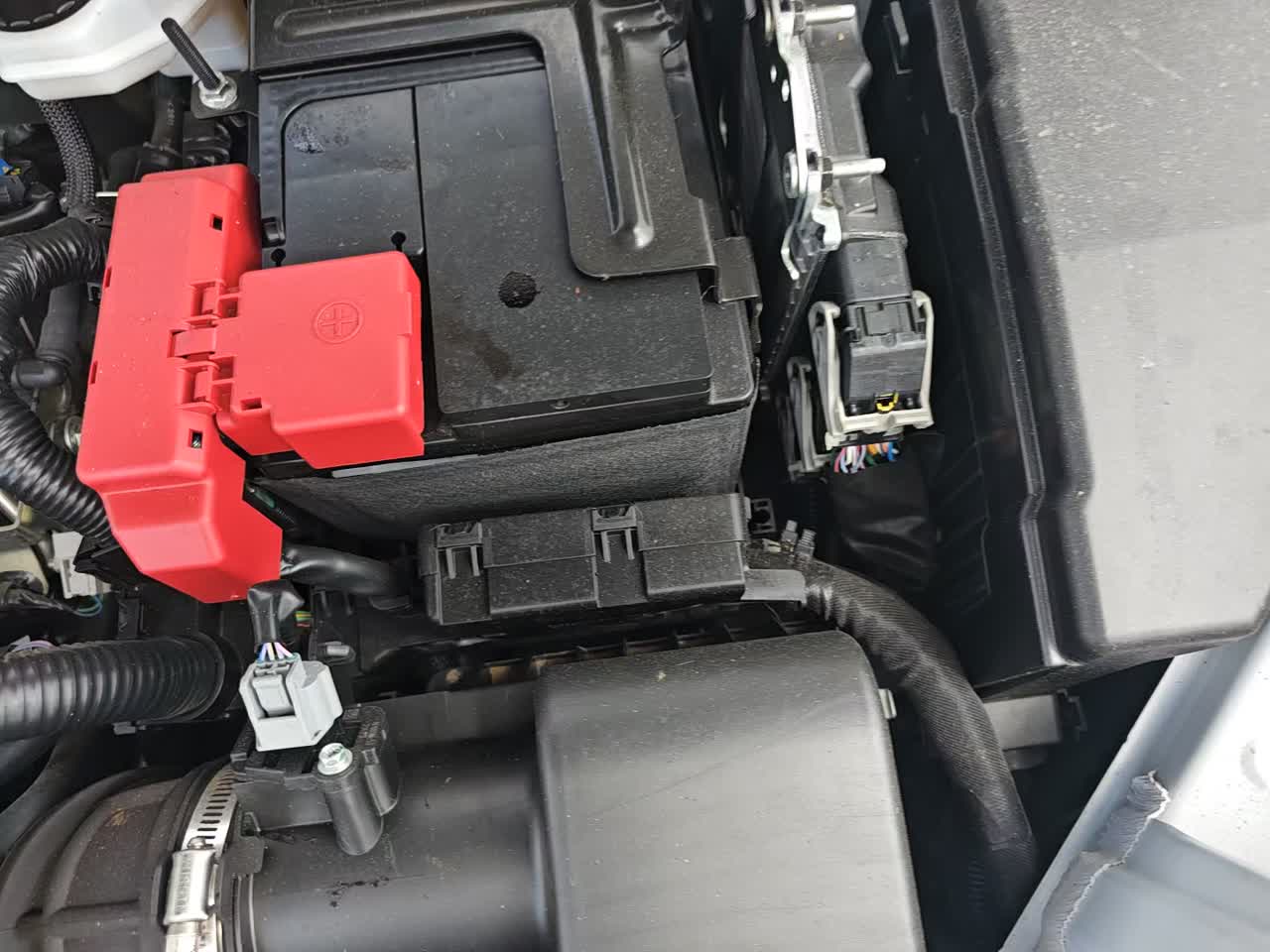 2023 Mitsubishi Outlander ES FWD